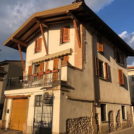 White House Apartamento Spirano